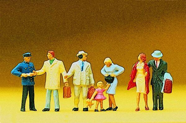 Personnages sur le quai