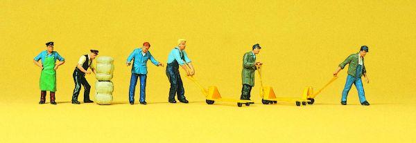 Ouvriers avec accessoires