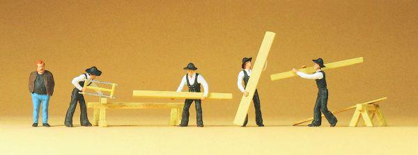 Charpentiers avec accessoires