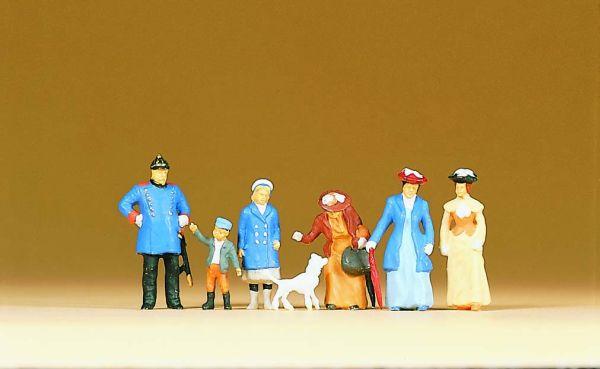 Policier et pasants en 1900