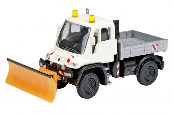 U300 avec lame à neige