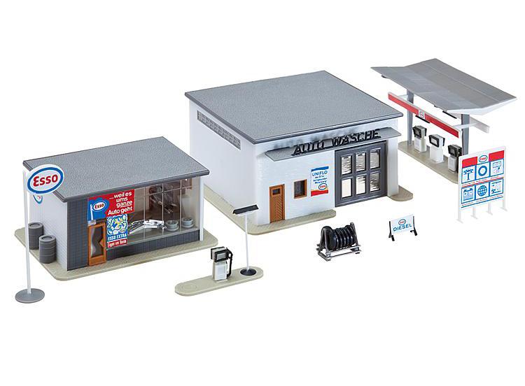 Station-service avec lavage