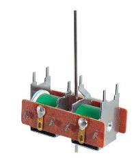 Moteur pour aiguillage faible consommation avec longue tige