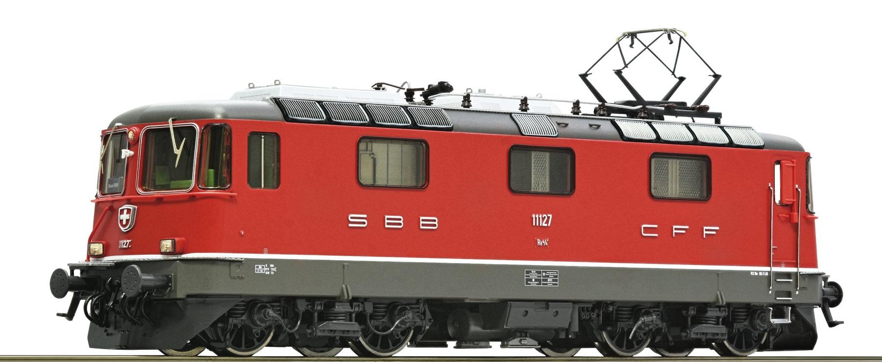 Re 4/4 II No 11127 en livrée rouge (Eclairage cabine 2 corrige)