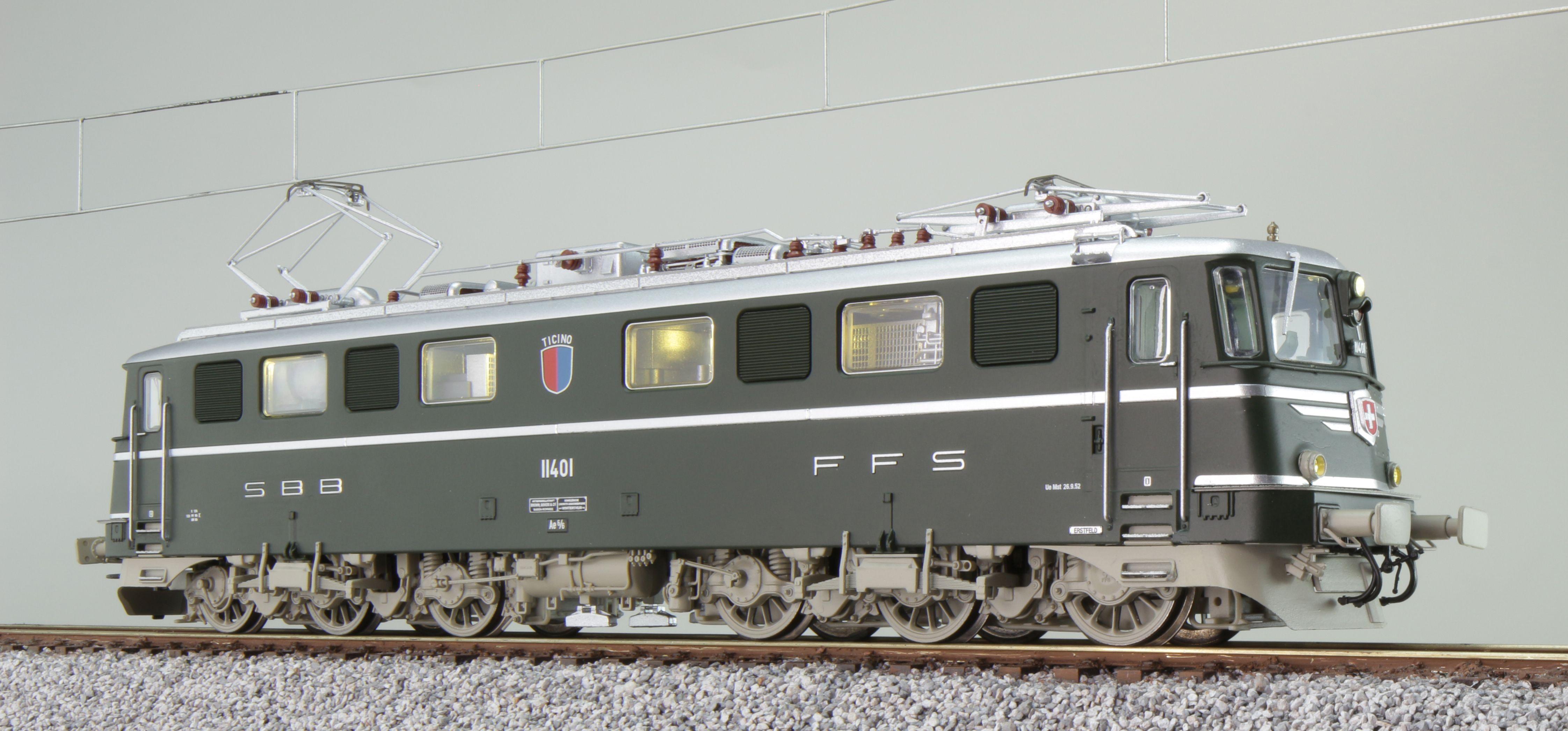 Ae 6/6 11401 "TICINO", version prototype, 4 portes